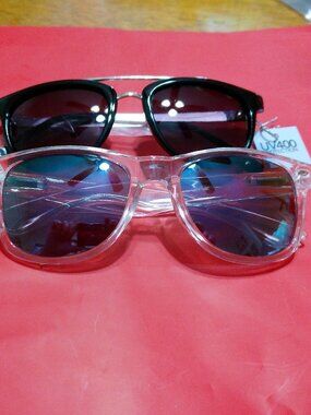 2 PAIR OF NEW SUNGLASSES HB